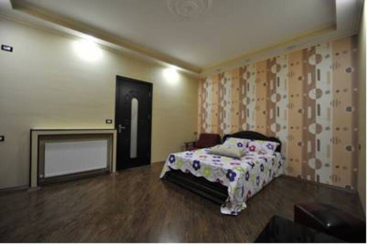 DKD Bridge Hotel