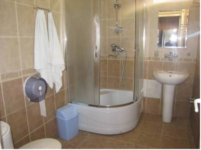 DKD Bridge Hotel