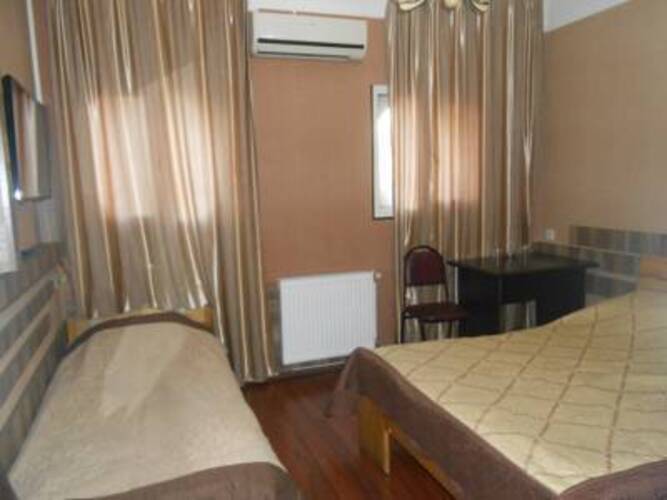 DKD Bridge Hotel