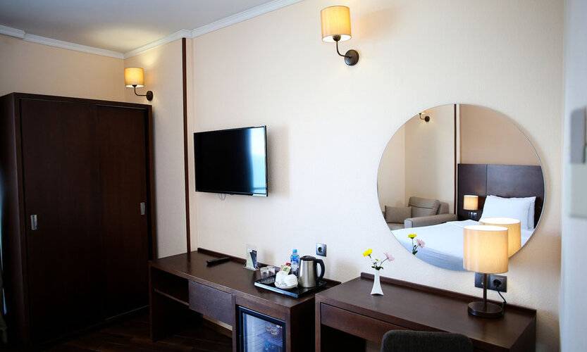 Corner Inn Hotel