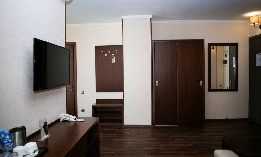 Corner Inn Hotel