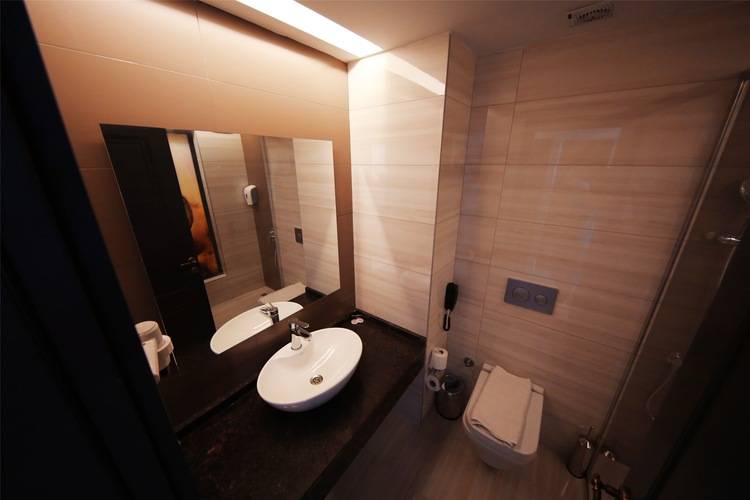 Sey Beach Hotel & Spa