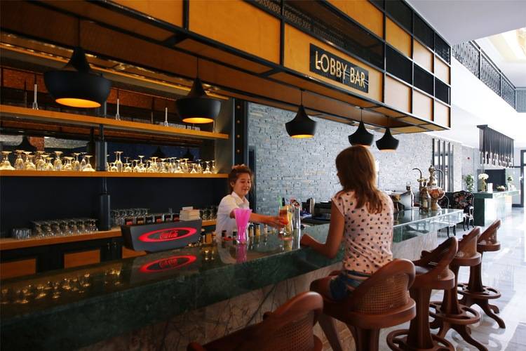 Sey Beach Hotel & Spa