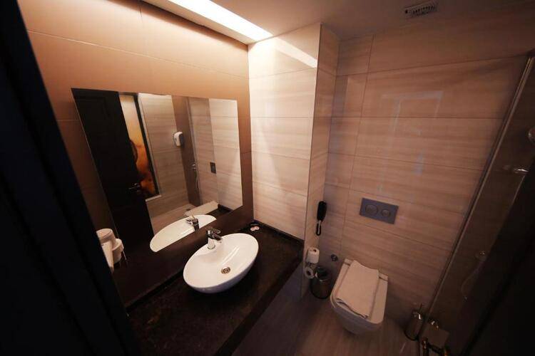 Sey Beach Hotel & Spa