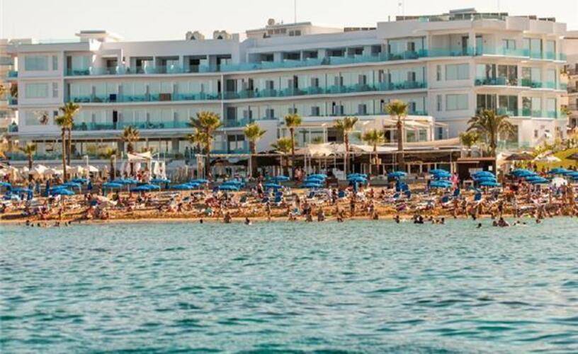 Vrissaki Beach Hotel