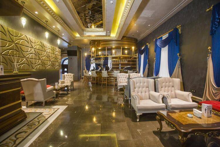 Wyndham Hotel