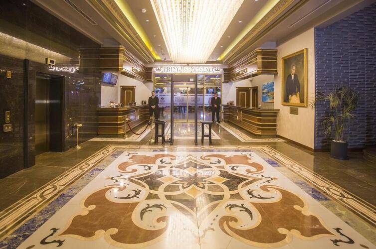 Wyndham Hotel