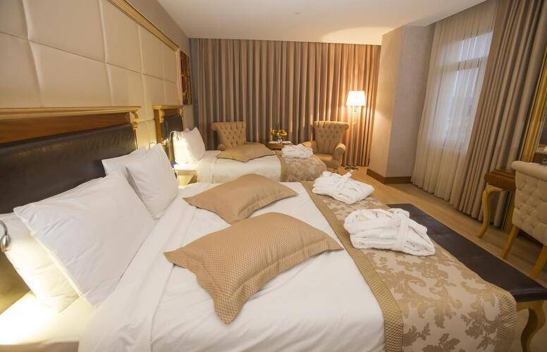 Wyndham Hotel