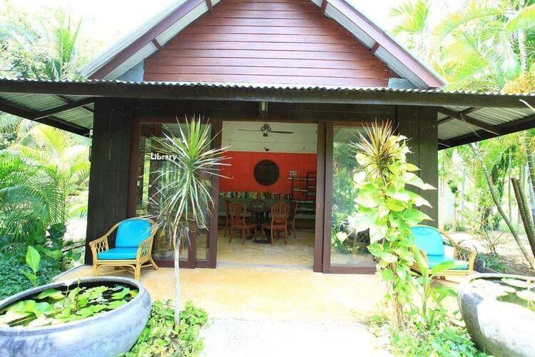 Baan Panwa Resort