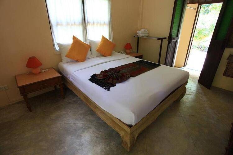Baan Panwa Resort