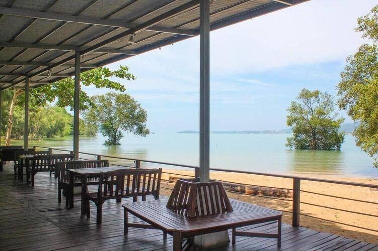 Baan Panwa Resort