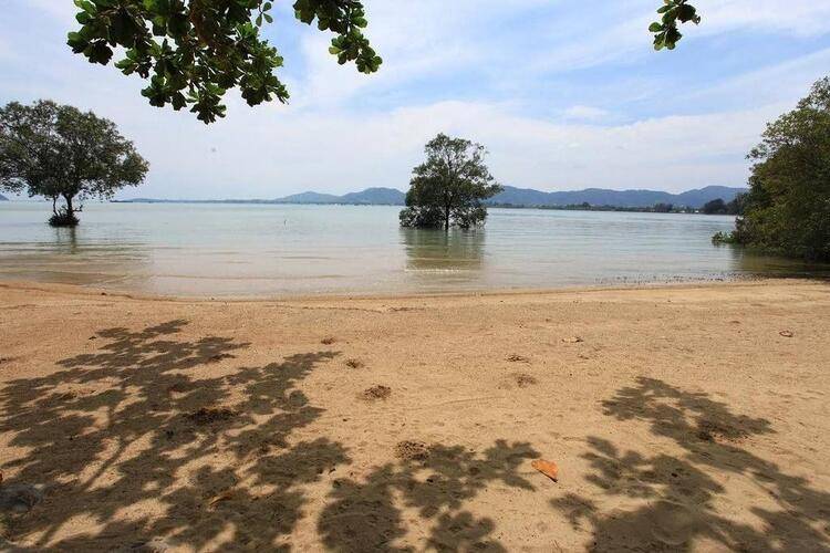 Baan Panwa Resort