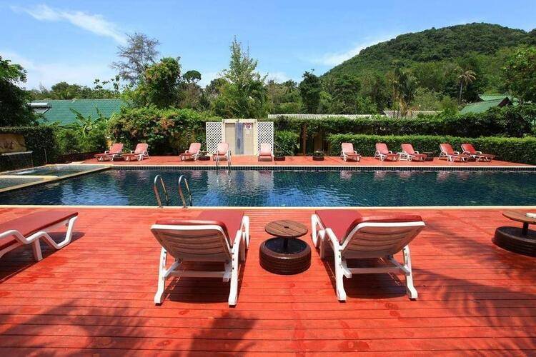 Baan Panwa Resort