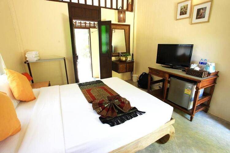 Baan Panwa Resort