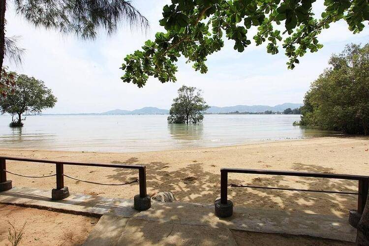 Baan Panwa Resort
