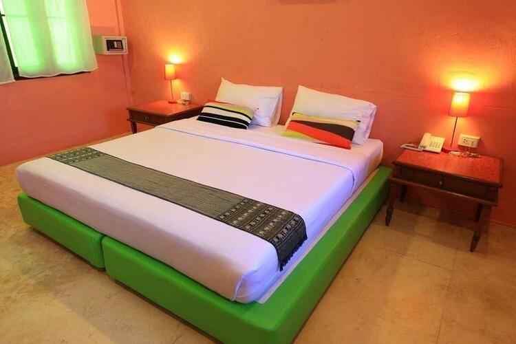 Baan Panwa Resort