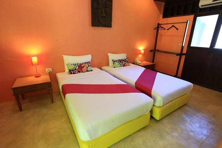 Baan Panwa Resort