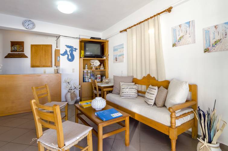 Aglaia Studio & Apartment