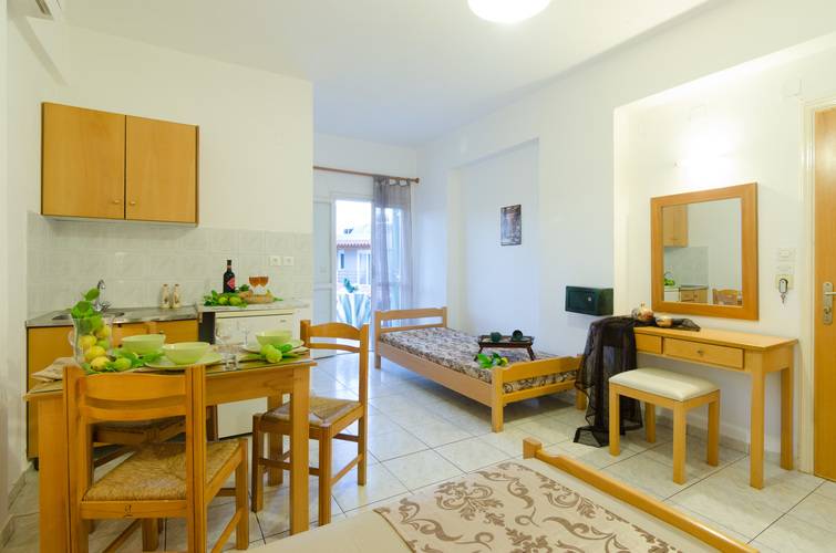 Aglaia Studio & Apartment