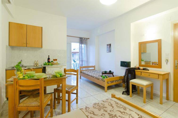 Aglaia Studio & Apartment