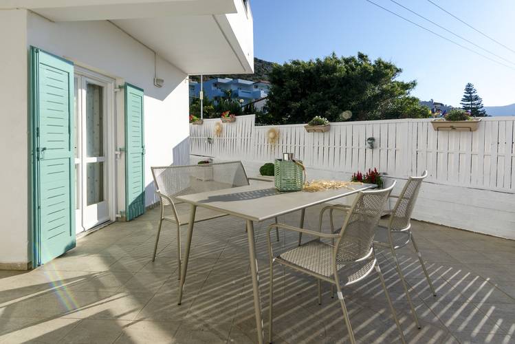 Aglaia Studio & Apartment