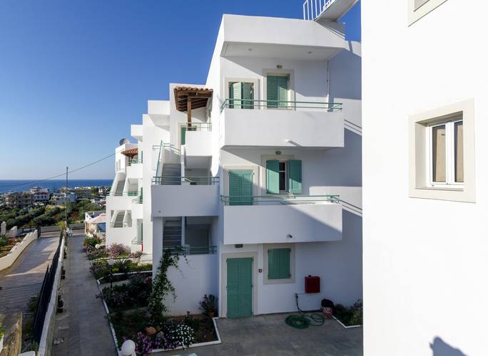 Aglaia Studio & Apartment