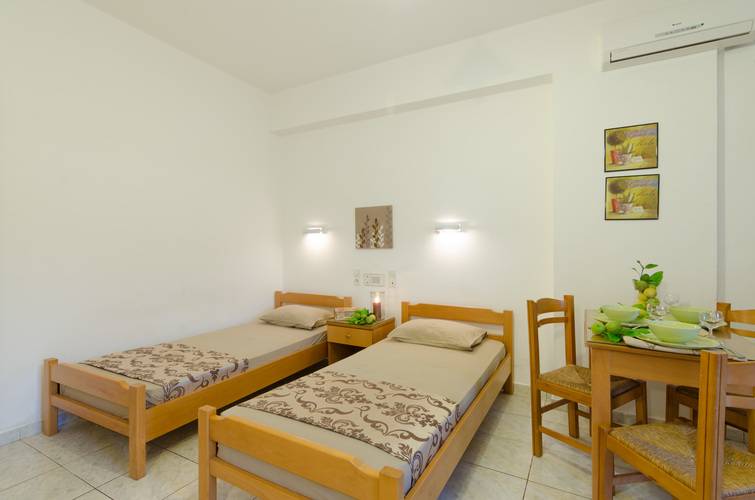 Aglaia Studio & Apartment