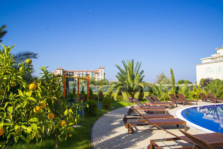 Messembria Palace & Resort
