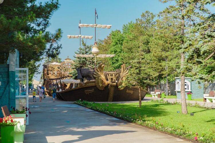 Парк-Отель Лазурный Берег