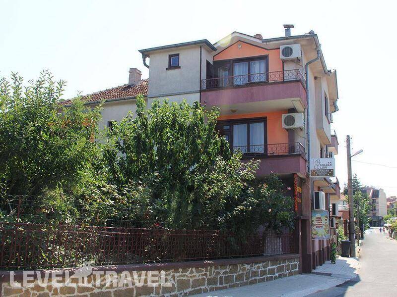 Фотография Golden Lion Family Hotel