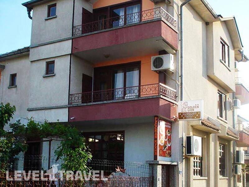 Фотография Golden Lion Family Hotel