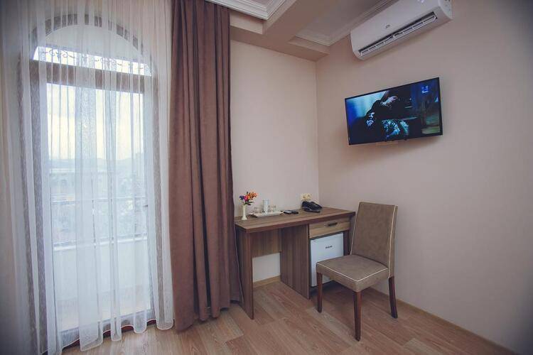Daisi Sunset Hotel