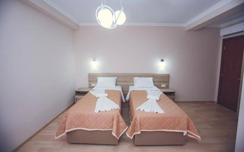 Daisi Sunset Hotel