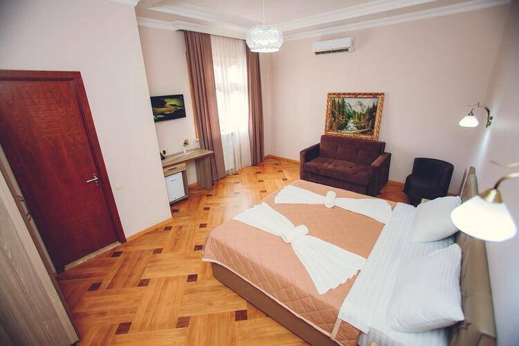 Daisi Sunset Hotel