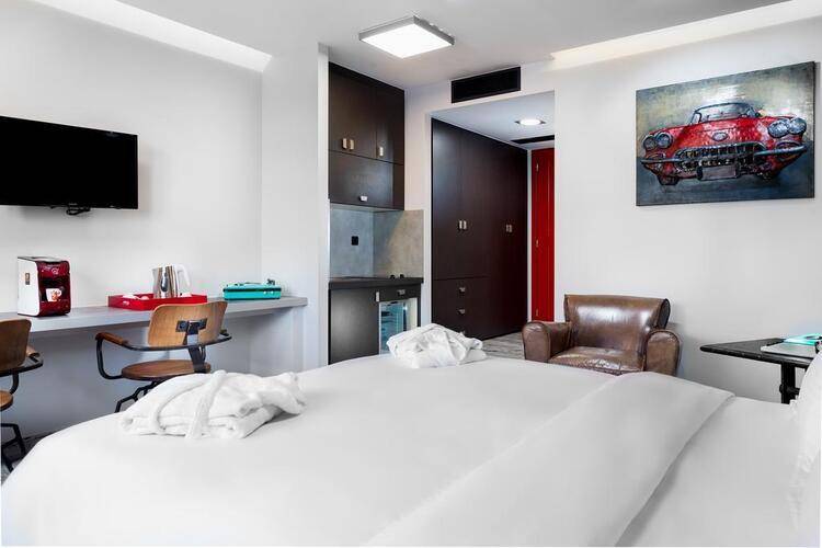 360 Degrees Hotel
