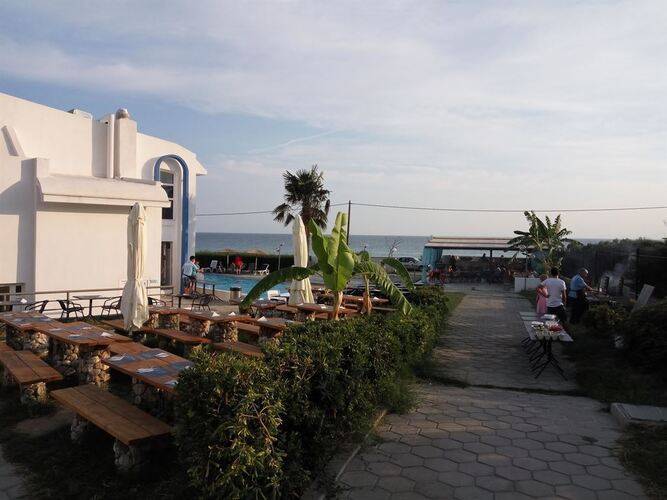 Skion Palace Beach Hotel