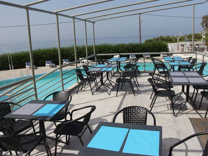Skion Palace Beach Hotel