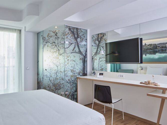 Olive Green Hotel