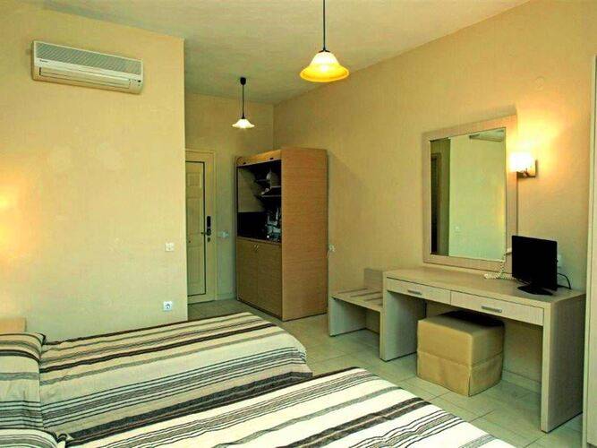 Aristotelis Hotel
