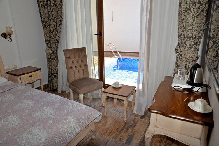 Cennet Life Hotel