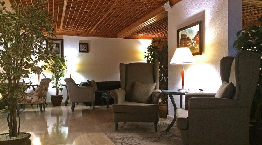 Montana Pine Resort