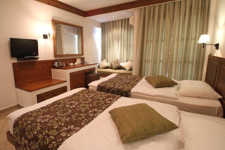 Montana Pine Resort