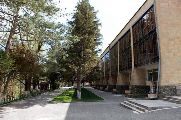 Арзни Санаторий