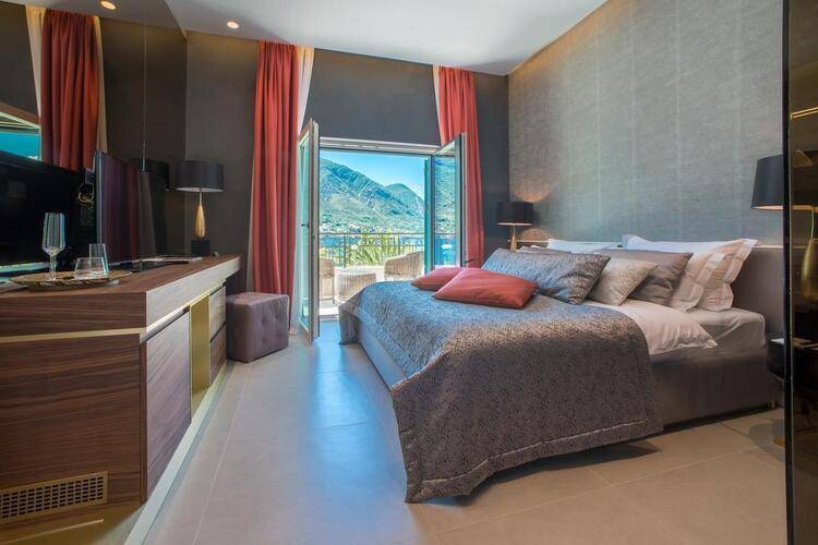 Forza Terra Fashion Spa Hotel