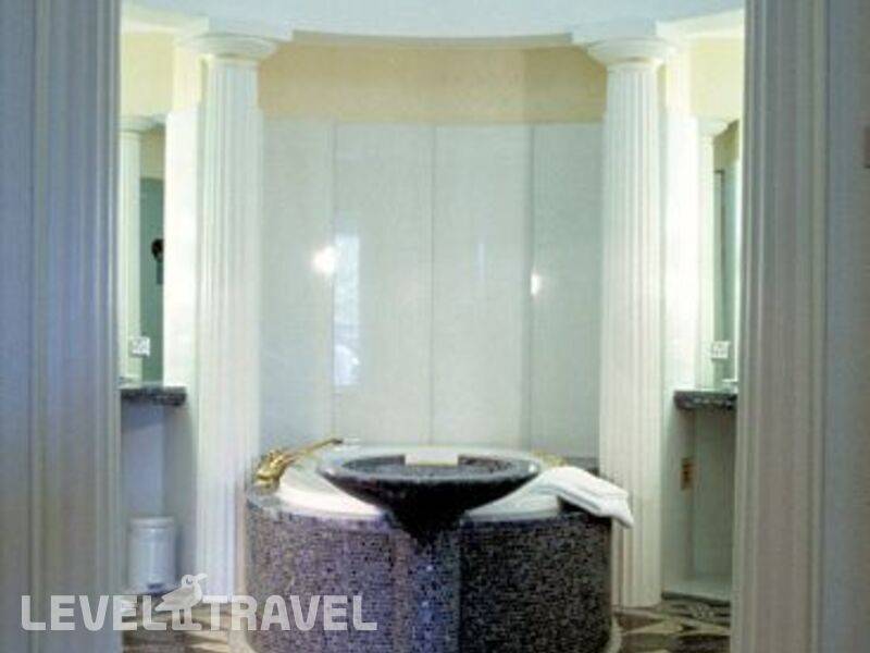 Фотография Grand Hotel Quellenhof & Spa Suites