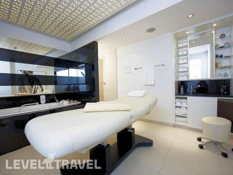 Фотография Grand Hotel Quellenhof & Spa Suites