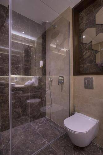 Riva Hotel
