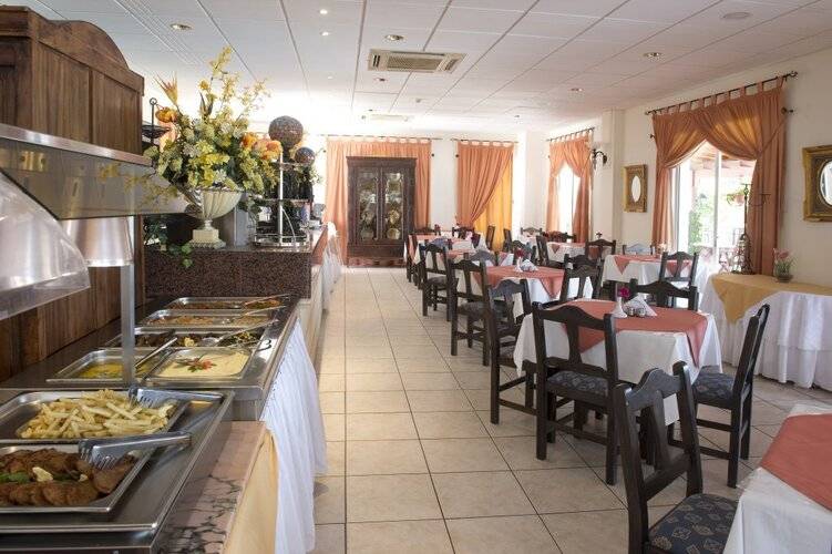 Akamanthea Holiday Village