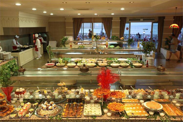 Can Garden Beach Hotel