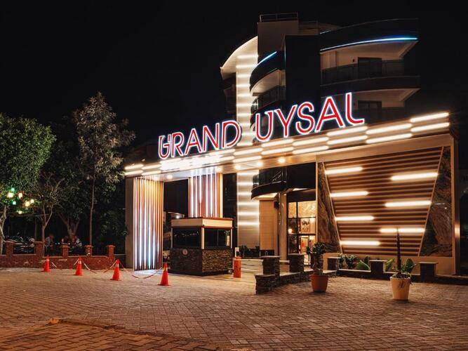 Grand Uysal Beach & Spa Hotel